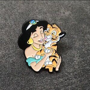 Aladdin Princess Jasmine & Raja Enamel Pin